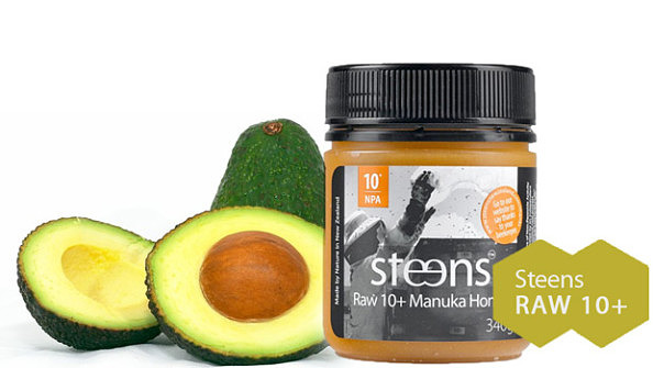 Maseczka nawilżająca z miodem Manuka i awokado Maseczka nawilżająca z miodem Manuka i awokado